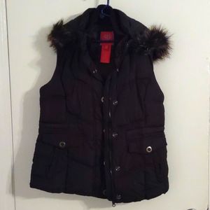 Puffer vest with faux fur hood